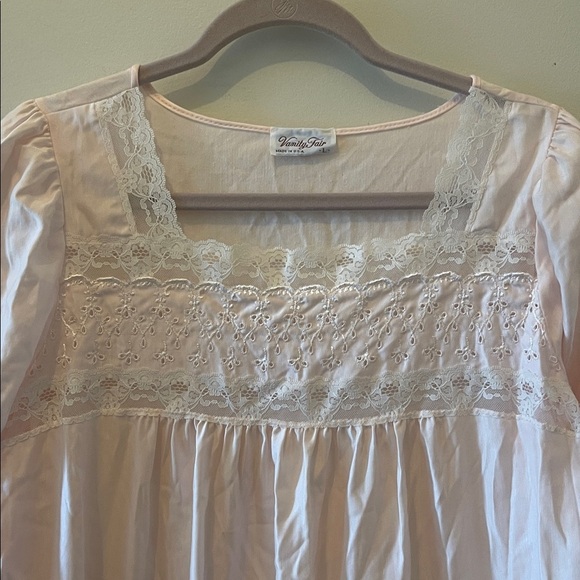Vintage Vanity Fair Nightgown SZ Large - Picture 3 of 7